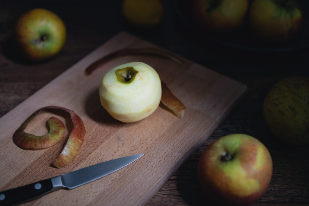 peel, core and slice the apples